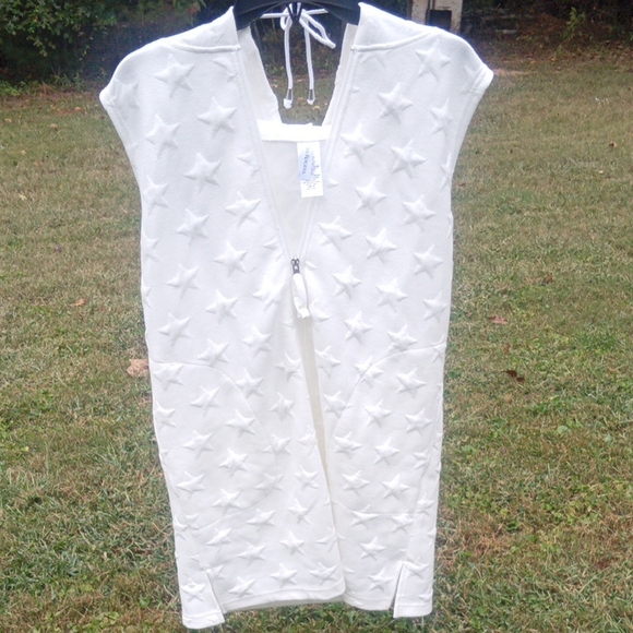 Kim Rogers Cream Star Patterned Zippered Hooded Cover Up Vest - Picture 1 of 7